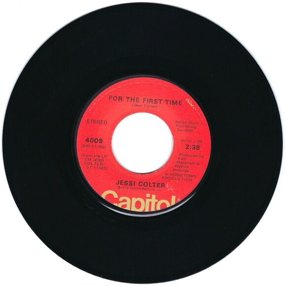 Jessi Colter 45 I'm Not Lisa / For The First Time on Capitol VG+ Country '75 - Picture 2 of 2